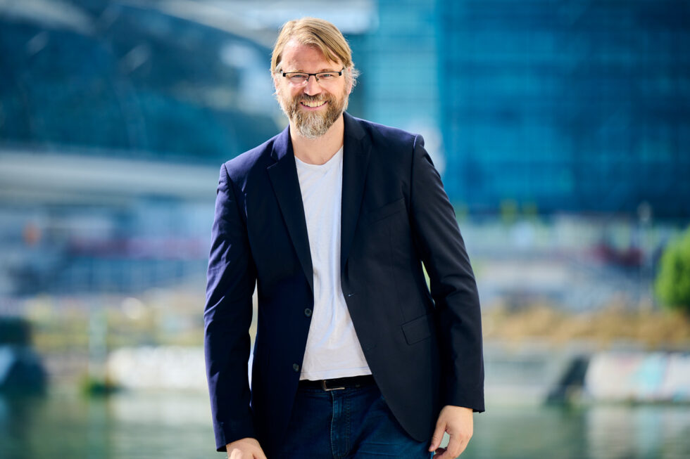 Social Media Fotos für den Coach Stefan Peters, Professionelle Businessfotografie, Business Portraits, Business Headshots, ©Foto: Dieter Duevelmeyer